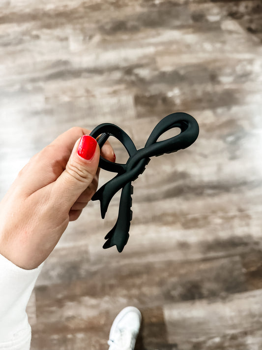 Black Dainty Bow Jumbo Claw Clip