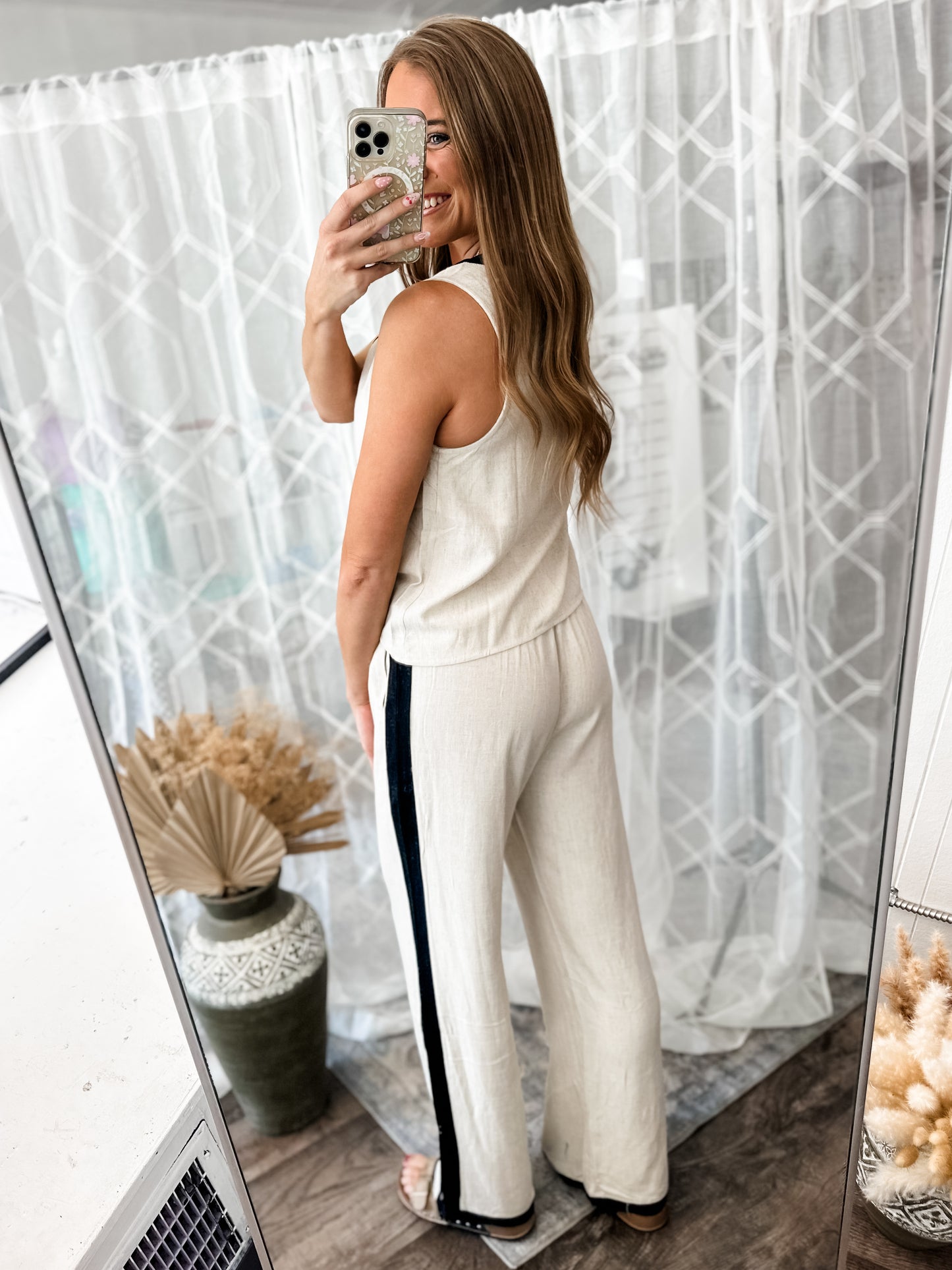 Don't Hold Me Back Linen Set (Oatmeal/Black)
