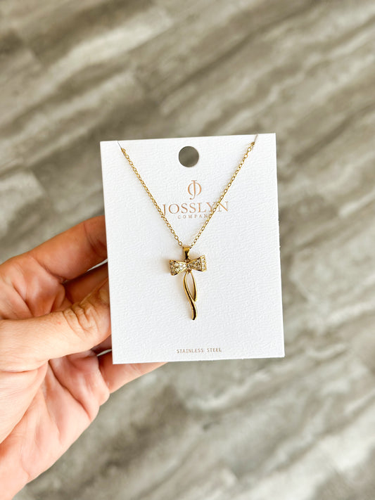 Charming Bow Necklace