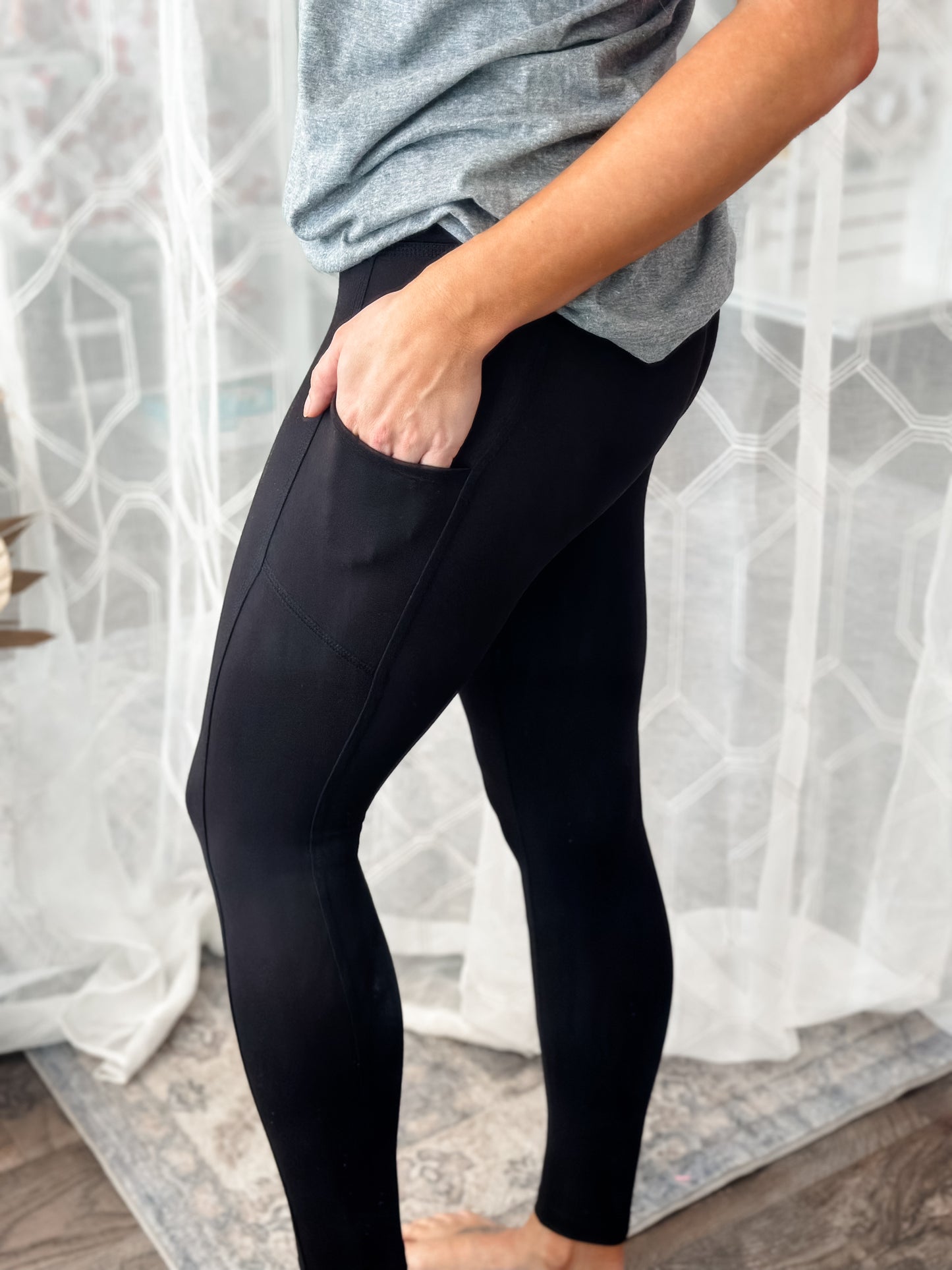 Bella Buttery Soft Pocket Leggings (Black)