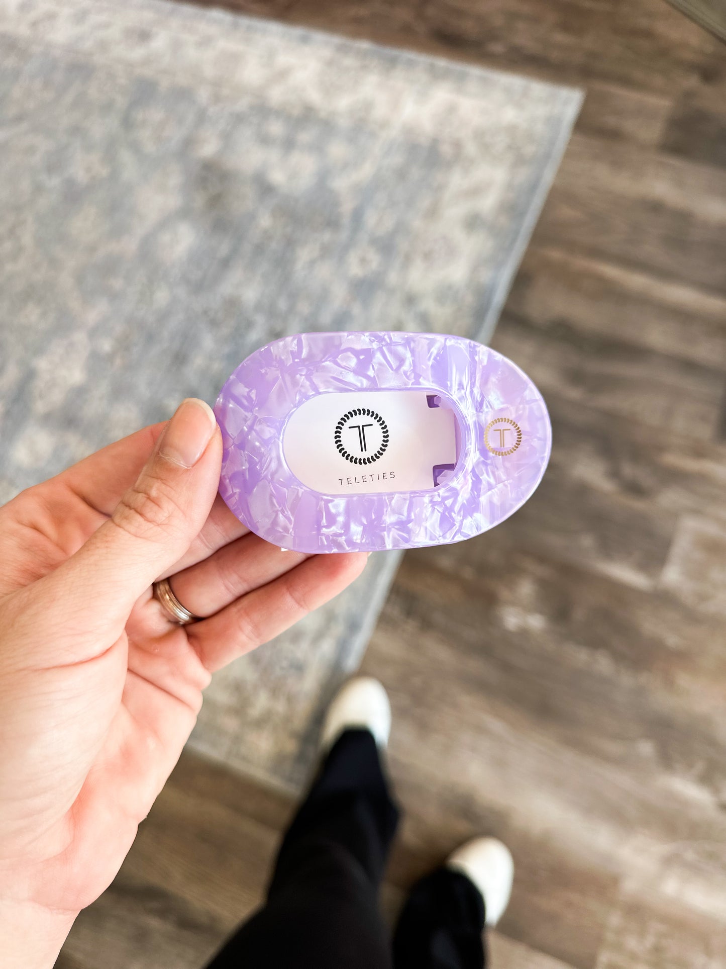 Lavender Mist Round Flat Clip - Small