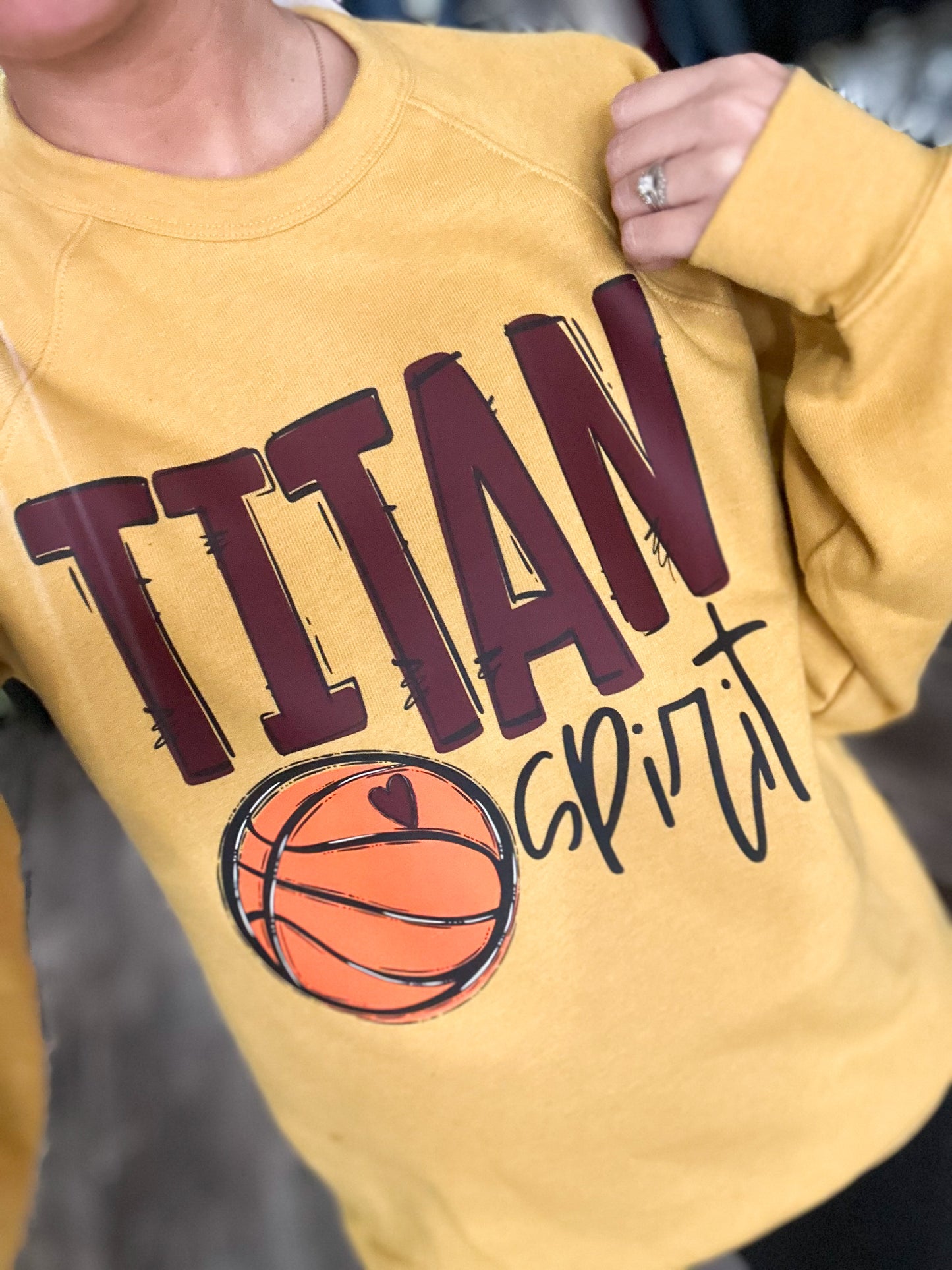 Titans Spirit Basketball Crewneck