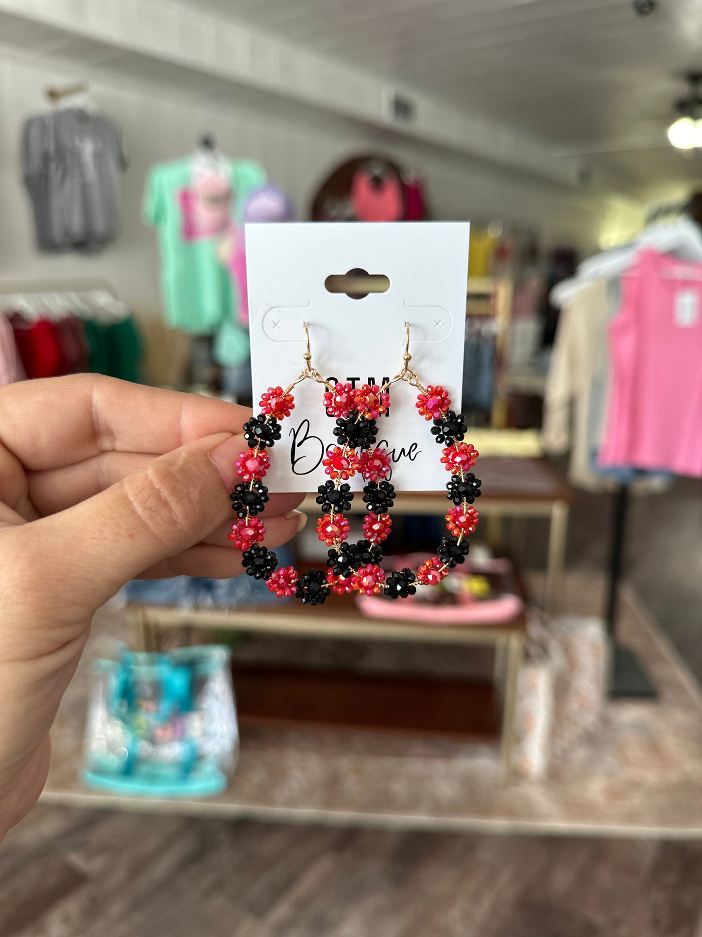 Red/Black Beaded Teardrop Earrings
