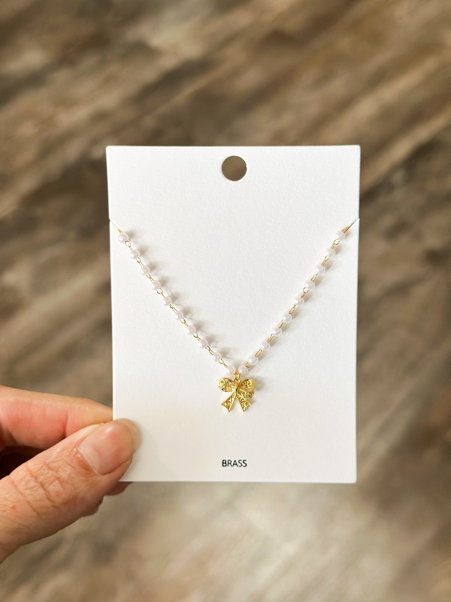 Pearl/Bow Necklace (Gold)