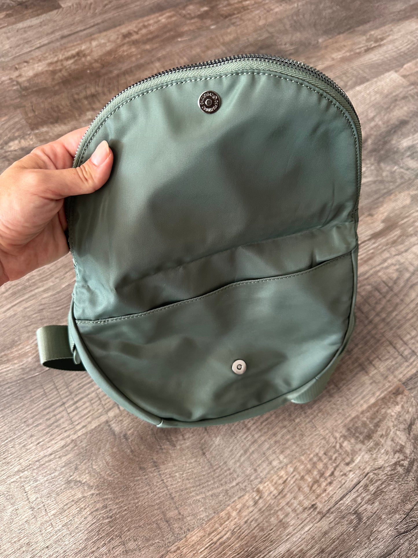 For The Hustle Sling Bag - Olive