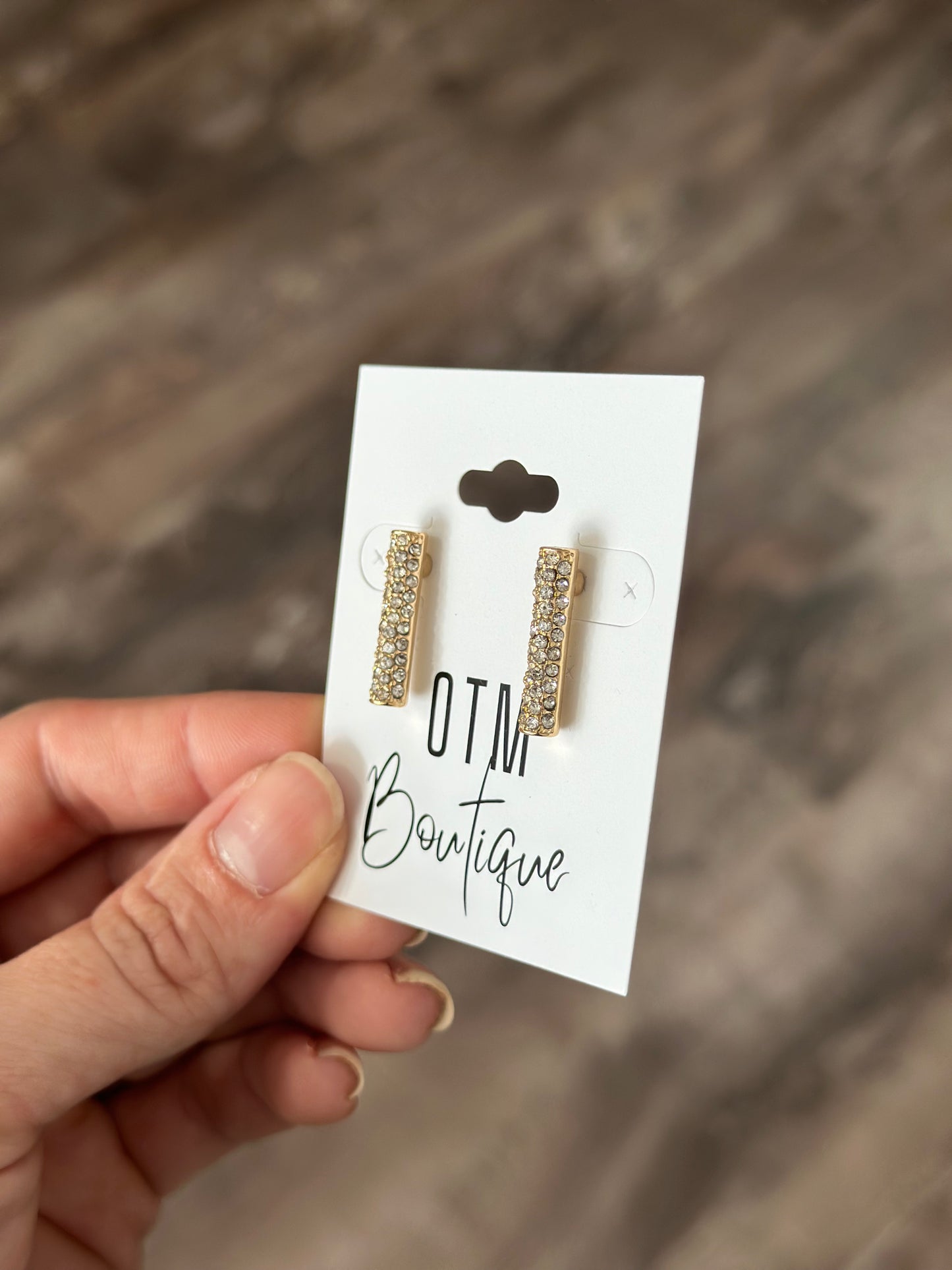 Dazzle Bar Earrings - Gold